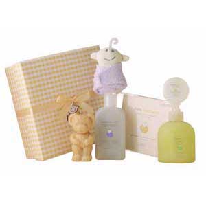 Gift box for a new baby perfect to welcome a new arrival